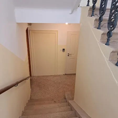 Apartment Barocco *